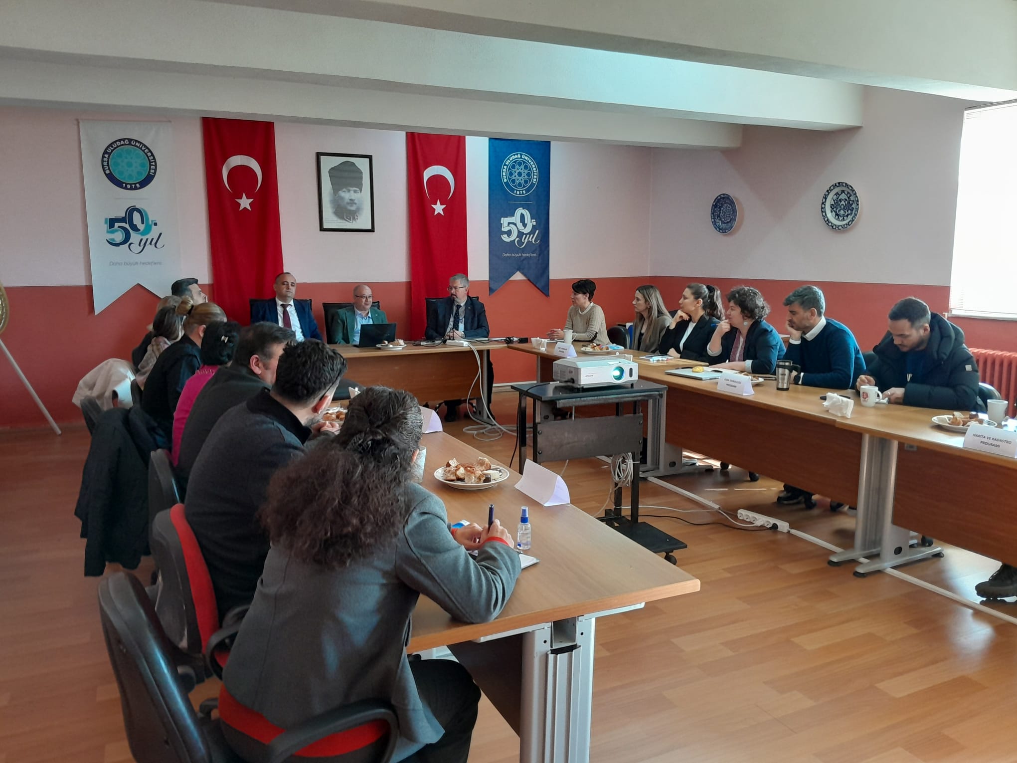  e4126876-7688-4e8c-8b0a-2fabc2e386af